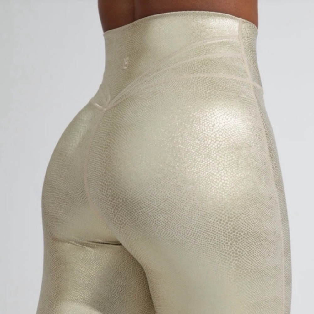 BuffBunny Shiny Gold Leggings - Picture 7 of 7